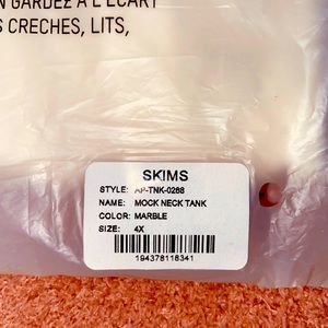 SKIMS marble color mock neck tank size 4X new in packaging. Never opened.